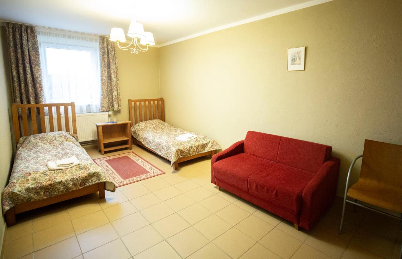 Taujenu Dvaro Sveciu Namai Towiany Exteriör bild