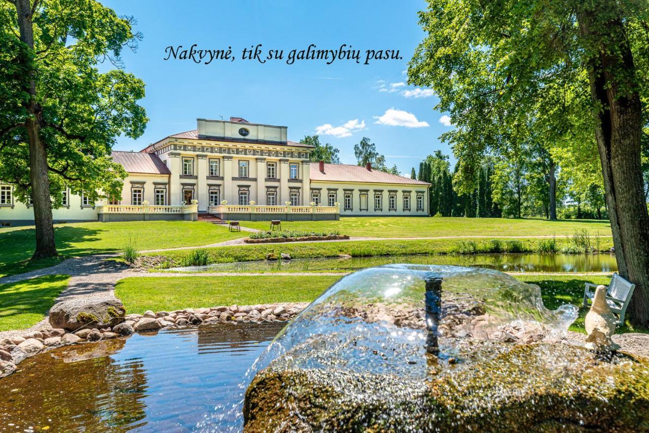 Taujenu Dvaro Sveciu Namai Towiany Exteriör bild